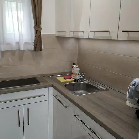 Mogyorósi Apartamento *